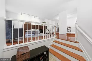 5821 Iron Willow Ct, Alexandria, VA 22310 - Photo 3