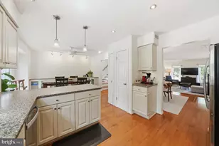 5821 Iron Willow Ct, Alexandria, VA 22310 - Photo 19