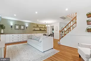 10601 Reed's Landing Cir, Burke, VA 22015 - Photo 3