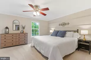 10601 Reed's Landing Cir, Burke, VA 22015 - Photo 21