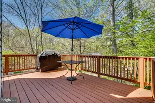 10601 Reed's Landing Cir, Burke, VA 22015 - Photo 9