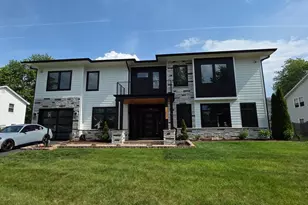 13821 Leighfield St, Chantilly, VA 20151 - Photo 1