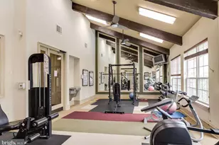 12937 Centre Park Cir, Herndon, VA 20171 - Photo 23