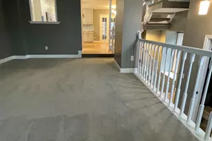 8012 Merry Oaks Ct, Vienna, VA 22182 - Photo 3