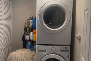 1121 Shannon Pl, Herndon, VA 20170 - Photo 21