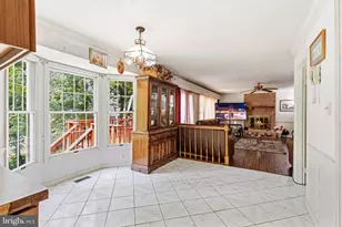 5408 Kennington Pl, Fairfax, VA 22032 - Photo 11