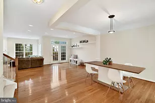 4035 Timber Oak Trl, Fairfax, VA 22033 - Photo 5