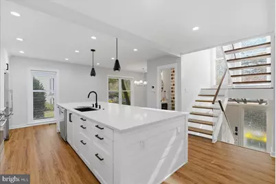 1632 Wainwright Drive, Reston, VA 20190 - Photo 9