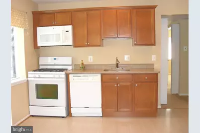 1659 Parkcrest Circle #C, Reston, VA 20190 - Photo 9