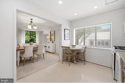 1659 Parkcrest Circle #C, Reston, VA 20190 - Photo 17