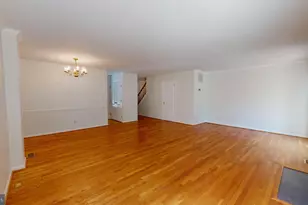 5739 Oakshore Ct, Burke, VA 22015 - Photo 3