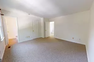 5739 Oakshore Ct, Burke, VA 22015 - Photo 11