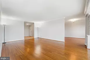 5904 Mt Eagle Dr, Alexandria, VA 22303 - Photo 13