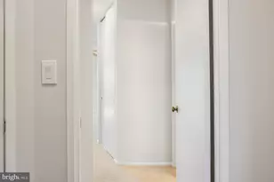 5904 Mt Eagle Dr, Alexandria, VA 22303 - Photo 23