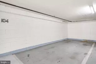 5904 Mt Eagle Dr, Alexandria, VA 22303 - Photo 47