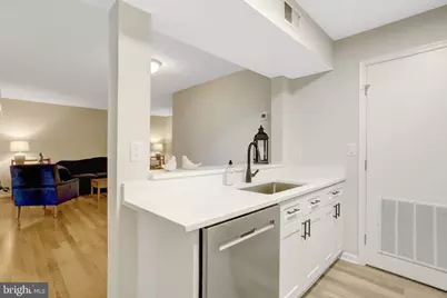 3375 Lakeside View Drive #19-1, Falls Church, VA 22041 - Photo 19