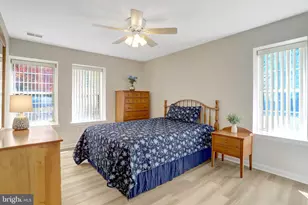 3375 Lakeside View Dr, Falls Church, VA 22041 - Photo 29