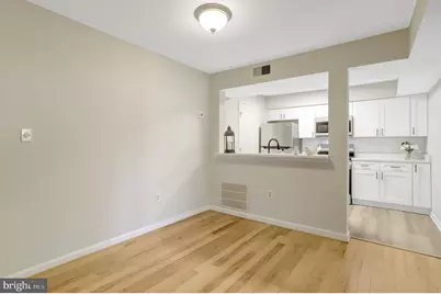 3375 Lakeside View Drive #19-1, Falls Church, VA 22041 - Photo 13