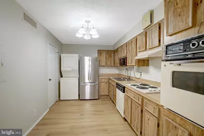 5904 Mount Eagle Drive #812, Alexandria, VA 22303 - Photo 5
