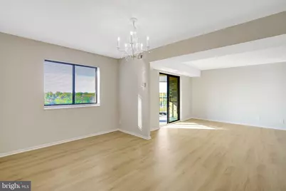 5904 Mount Eagle Drive #812, Alexandria, VA 22303 - Photo 13