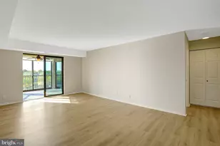 5904 Mt Eagle Dr, Alexandria, VA 22303 - Photo 5