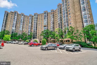 5904 Mount Eagle Drive #812, Alexandria, VA 22303 - Photo 3