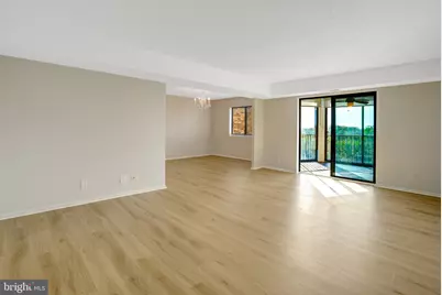 5904 Mount Eagle Drive #812, Alexandria, VA 22303 - Photo 9