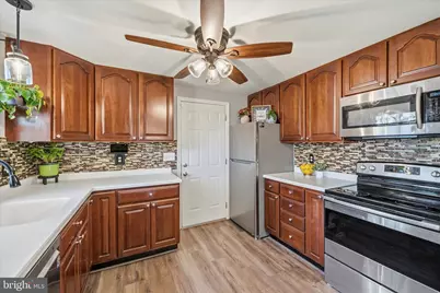 14725 Saint Germain Drive, Centreville, VA 20121 - Photo 7