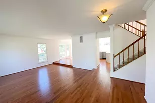 13907 Castle Ct, Chantilly, VA 20151 - Photo 13