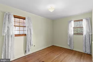 3614 Crest Dr, Annandale, VA 22003 - Photo 13