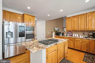 7616 Seabrook Ln, Springfield, VA 22153 - Photo 11