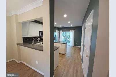 1526 Northern Neck Drive #201, Vienna, VA 22182 - Photo 3