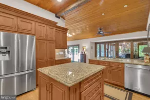 9920 Jaydee Blvd, Fairfax Station, VA 22039 - Photo 13