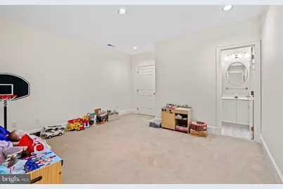 1110 Harvey Road, McLean, VA 22101 - Photo 69