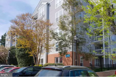 3176 Summit Square Drive #4-D3, Oakton, VA 22124 - Photo 3