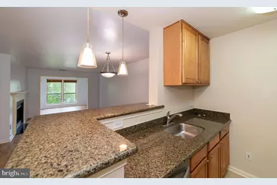 3176 Summit Square Drive #4-D3, Oakton, VA 22124 - Photo 17