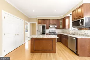 5804 Stone Creek Dr, Centreville, VA 20120 - Photo 11