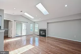 5601 Willoughby Newton Dr, Centreville, VA 20120 - Photo 11