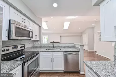 5601 Willoughby Newton Drive #36, Centreville, VA 20120 - Photo 19