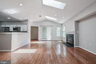 5601 Willoughby Newton Dr, Centreville, VA 20120 - Photo 9