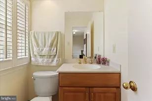 3821 King Arthur Rd, Annandale, VA 22003 - Photo 19