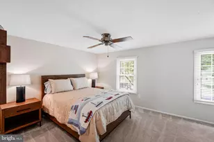 10719 Oakenshaw Ct, Burke, VA 22015 - Photo 13