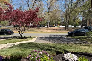 6302 Paddington Ln, Centreville, VA 20120 - Photo 5