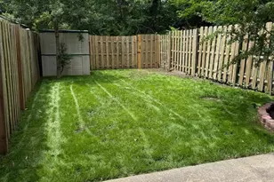 6302 Paddington Ln, Centreville, VA 20120 - Photo 25