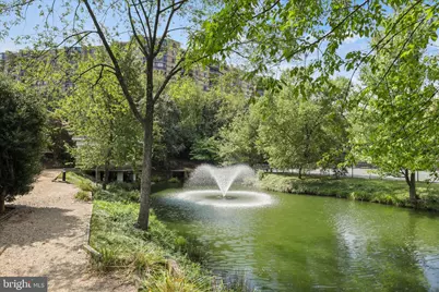 8360 Greensboro Drive #806, McLean, VA 22102 - Photo 29