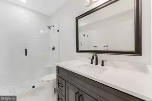 7814 Crownhurst Ct, McLean, VA 22102 - Photo 27