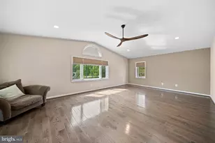 7113 Carol Ln, Falls Church, VA 22042 - Photo 31