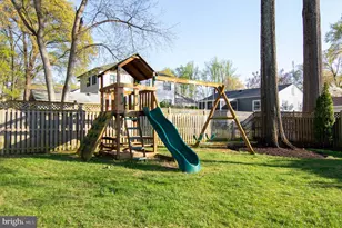 204 Battle St SW, Vienna, VA 22180 - Photo 11