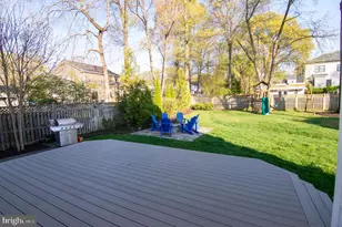 204 Battle St SW, Vienna, VA 22180 - Photo 9