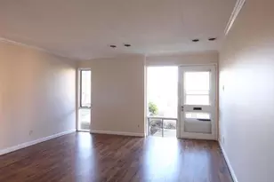 5709 Indian Ct, Alexandria, VA 22303 - Photo 3